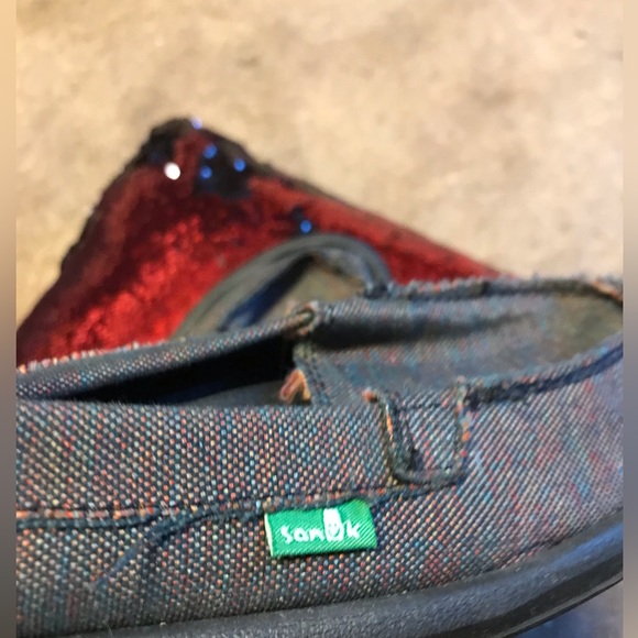 Slip ons - Picture 2 of 2